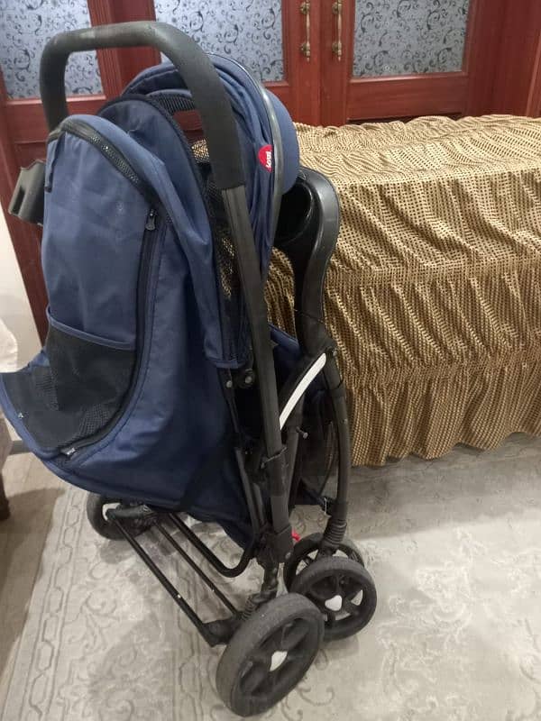 pram for sell 7