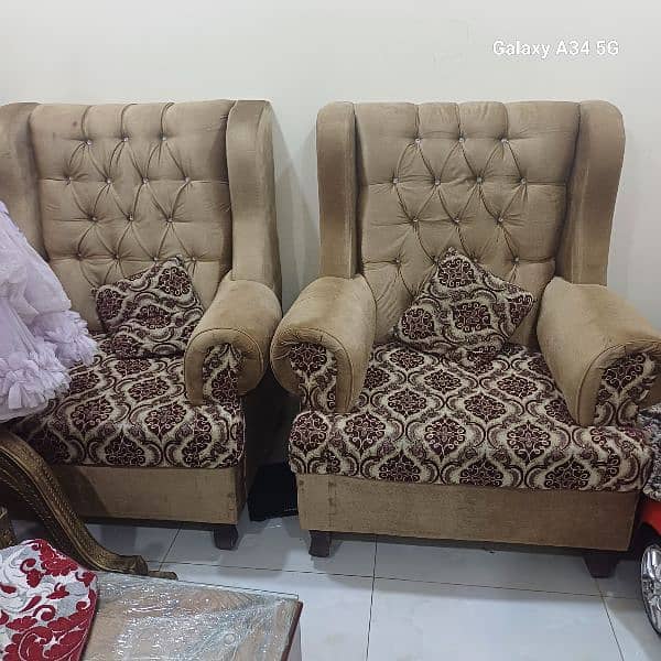 5 seater slightly used sofa set for sale 2