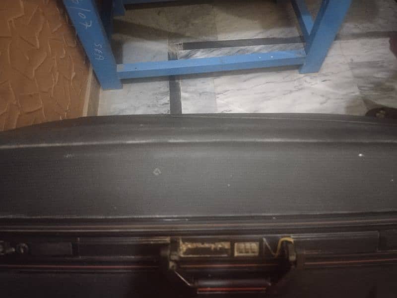 suit case 3