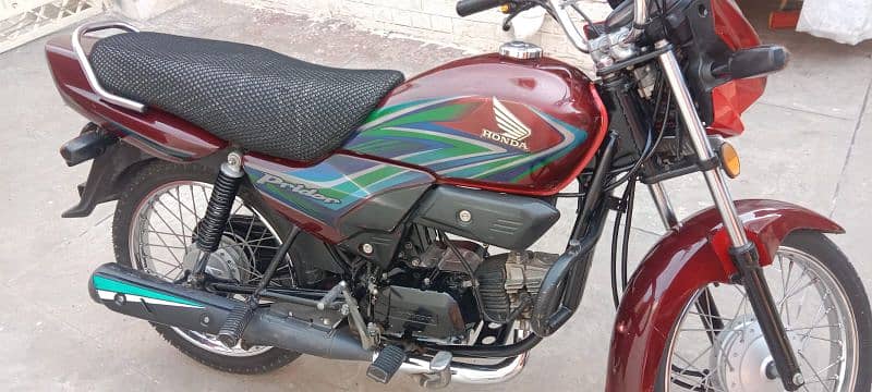 pridor 2021 model 10 by 10 condition demand 175000 5