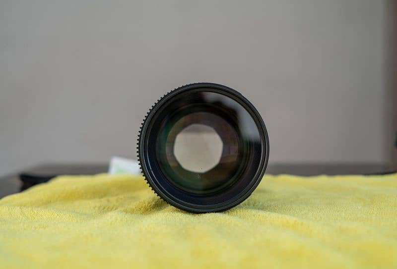 Manual Cine Lens 85mm T1.5 (Canon Mount) – Full Frame | Pro Quality 3