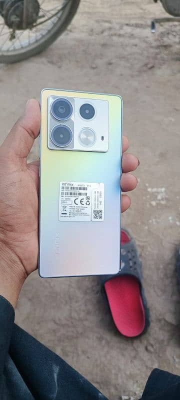 infinix note 40 (10/9) condition full box 0