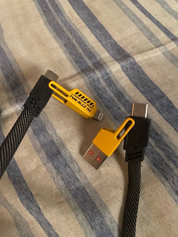 type C + iPhone cable in a *Wholesaler rate* 1