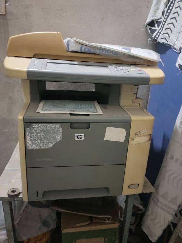 Hp laserjet M3035xs Duplex All in one Photocopier with Printer Scanner 0