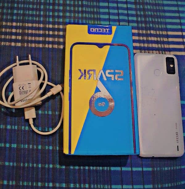 techo spark 6 go 2