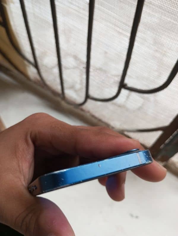 iPhone 12 mini screen crack but 100 % working 6