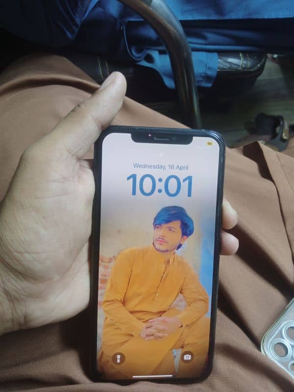 iPhone 11promax 256gb factory unlock 0