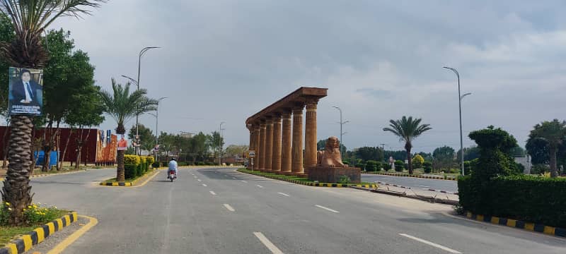IN LDA APPROVED AREA 5 MARLA PLOT ON ELEGANT LOCATION AVAILABLE FOR SALE IN NLC 1
