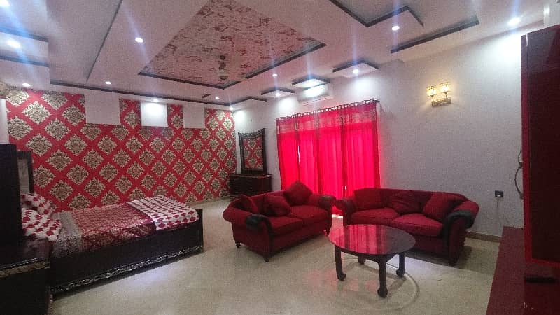 DHA Phase 8 - Ex Park View House Sized 4 Kanal 36