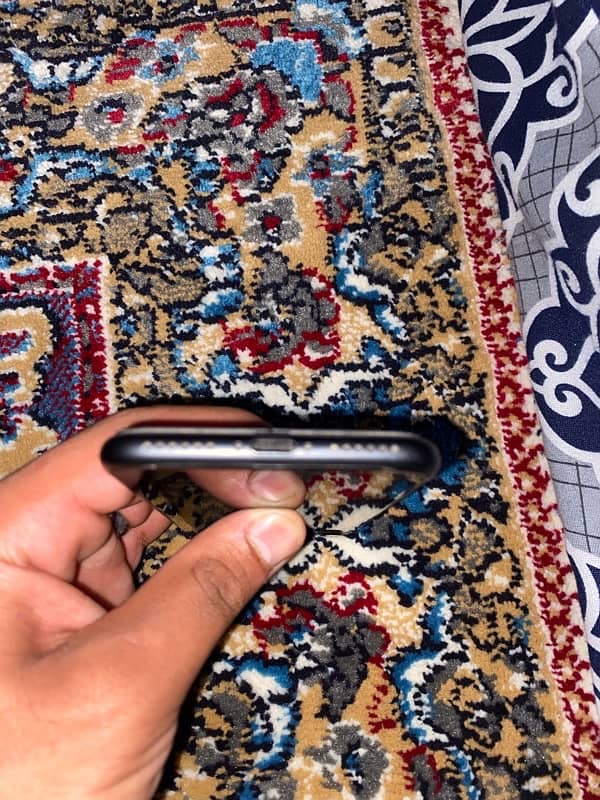 iphone 7 10/10 condition urgent sale 7
