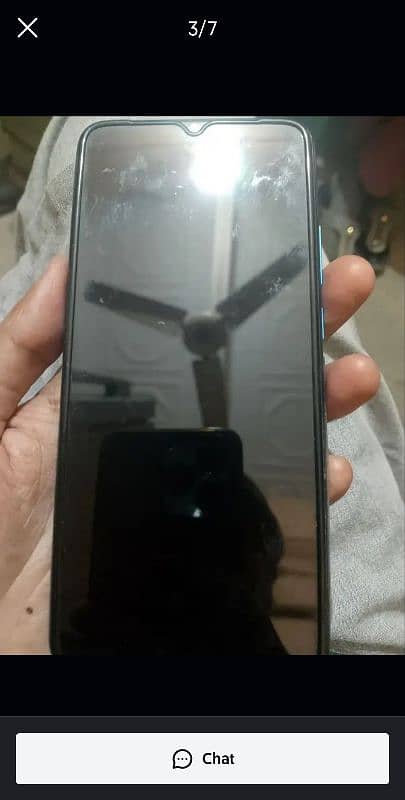 oppo mobile hy ghur ke usd ka set hy ledes ke hath pe chalawa 2