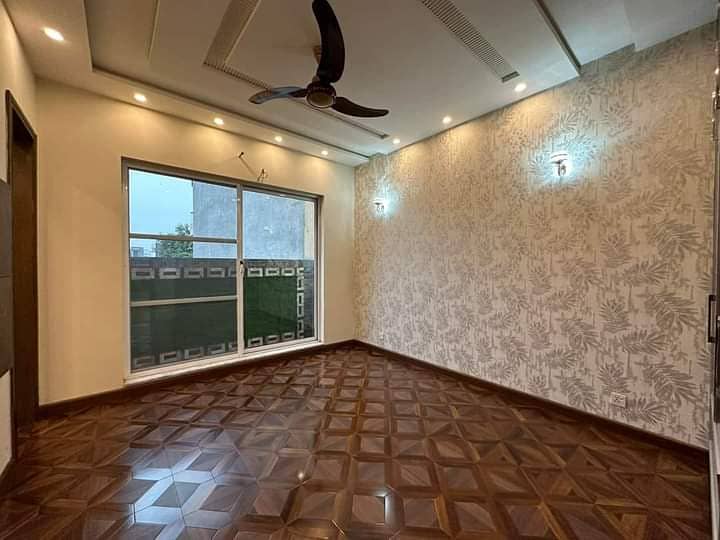 5 MARLA MODERN DESIGN HOUSE AVAILABLE FOR RENT IN DHA 6