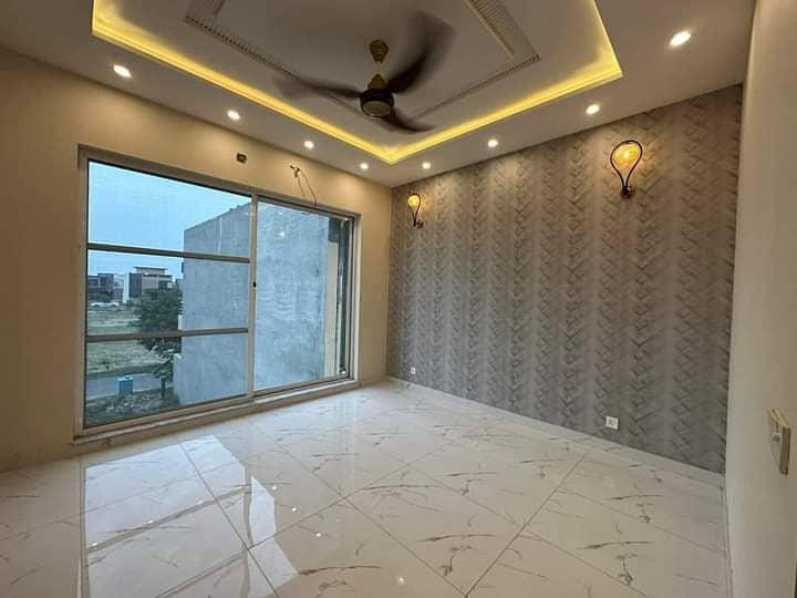 5 MARLA MODERN DESIGN HOUSE AVAILABLE FOR RENT IN DHA 9