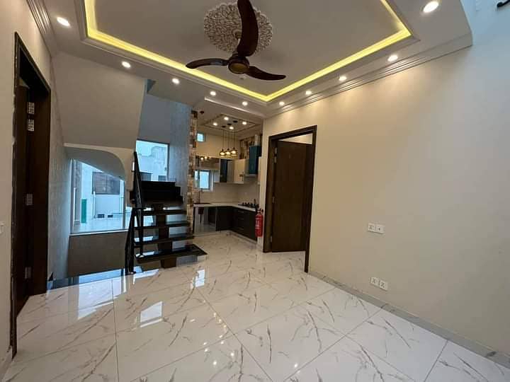 5 MARLA MODERN DESIGN HOUSE AVAILABLE FOR RENT IN DHA 10