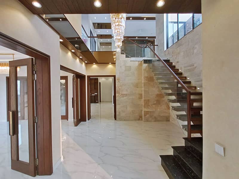 One Kanal Gorgeous Bungalow Situated At Most Prime Location DHA Lahore 3