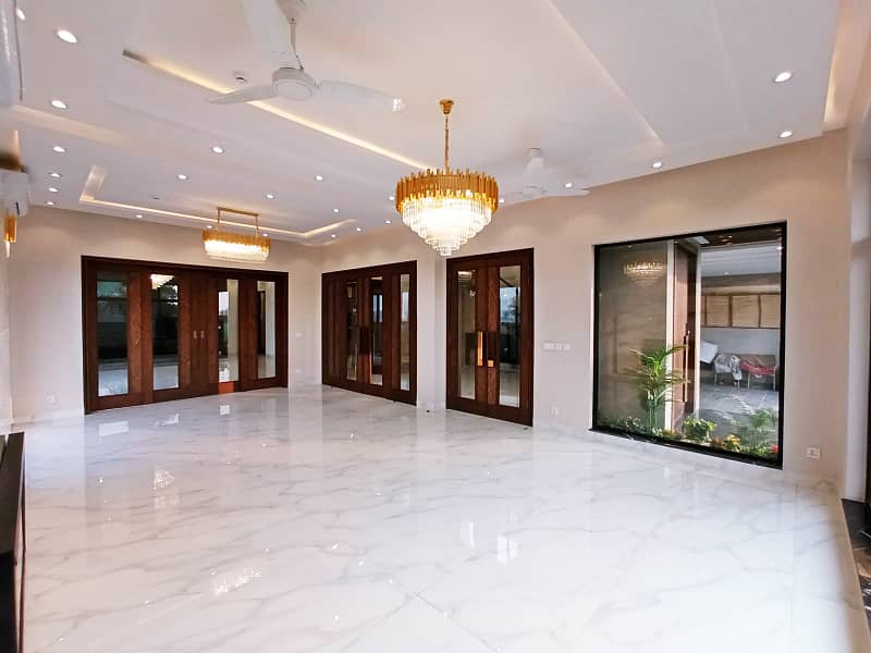 One Kanal Gorgeous Bungalow Situated At Most Prime Location DHA Lahore 4