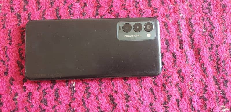 Tecno camon 18p 4