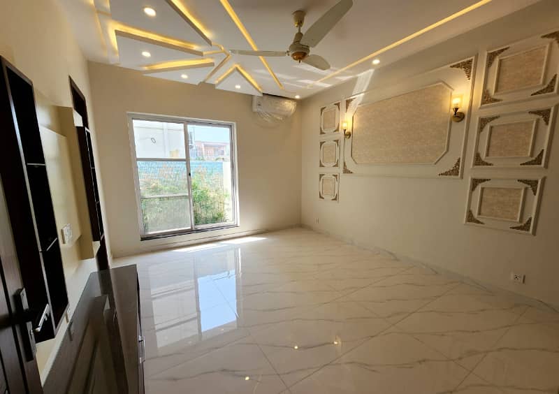 10 MARLA BRAND NEW DUPILEX HOUSE FOR SALE SAME DESIGN PAIR HOUSE WITH ORIGINAL PICS 13