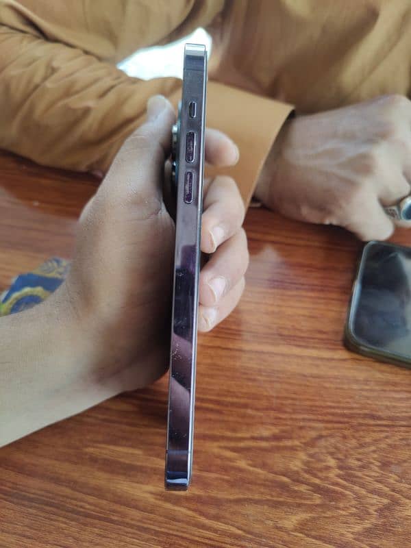 Iphone 14 pro max 128Gb with Box 3utool results warsara price 141000 3