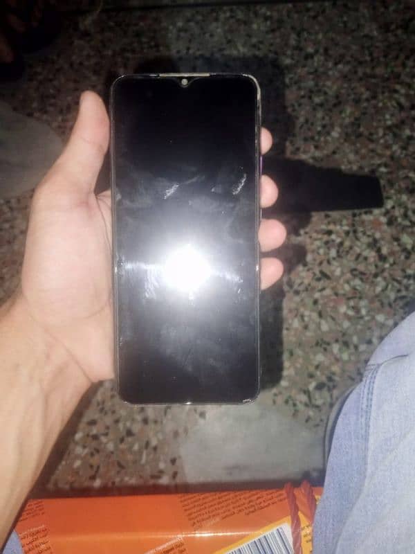 Infinix hot 9 play 3 /64 gb memory 1
