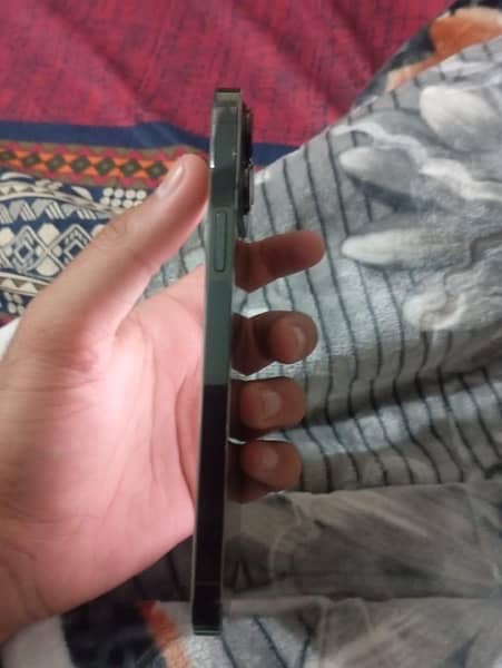 iPhone 13 pro max 2