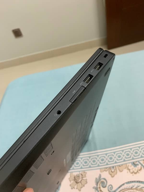 Gaming laptop dell latitude E5570 3
