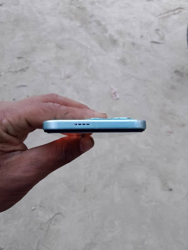 Infinix Hot 50i, 6+128 GB, 10 by 10 1