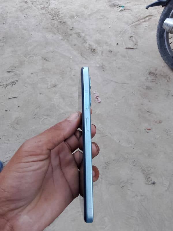 Infinix Hot 50i, 6+128 GB, 10 by 10 3
