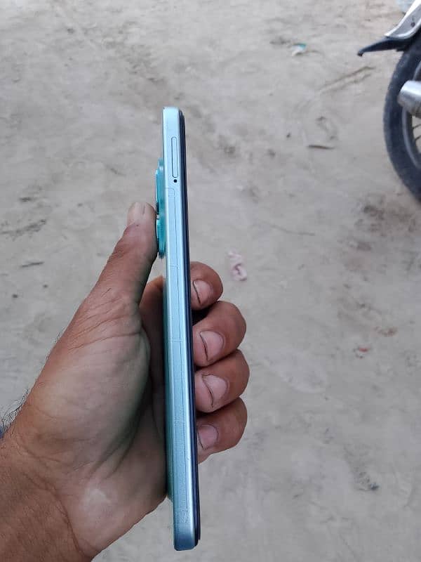 Infinix Hot 50i, 6+128 GB, 10 by 10 4