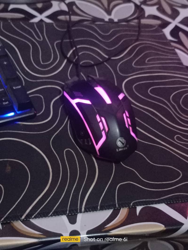 Dual monitor working + gaming PC for sale 1