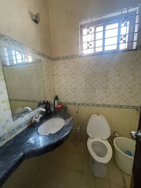 1 Kanal Upper Portion Is For Rent In Good Condition For Rent In Wapda Town Phase 1 J1 Block. 9