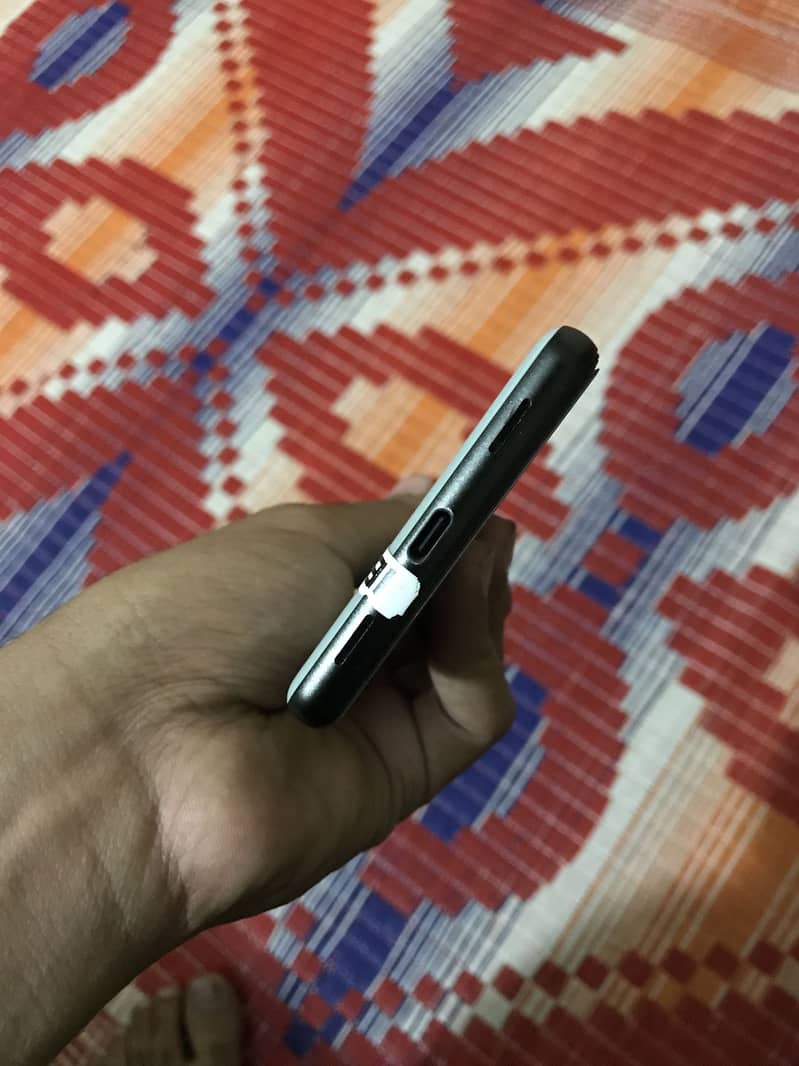 Google pixel 6a 4