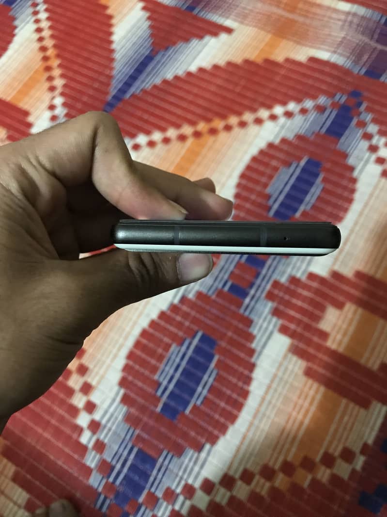 Google pixel 6a 5