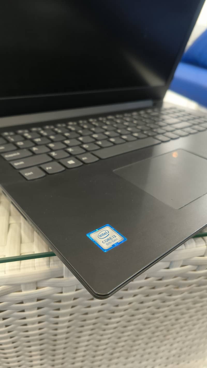 Lenovo i3 8th Generation 8gb DDR4 256gb SSD IPS Display 1