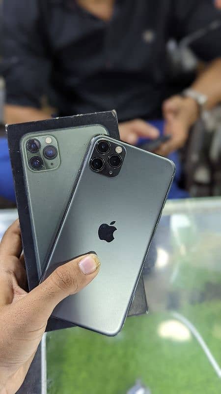 iphone 11 pro max pta Approved with box 0