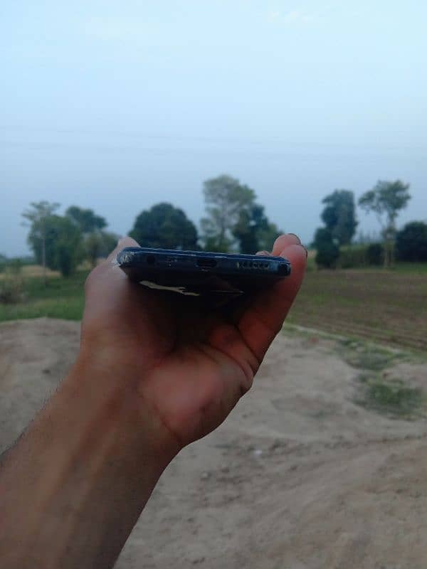 Tecno spark 10c 4