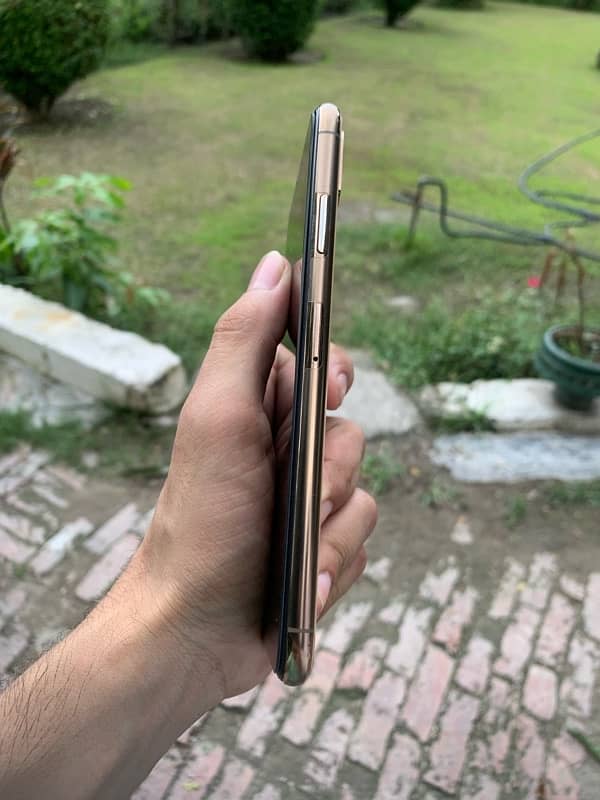 iphone xs max 256gb Factory Unlock 2
