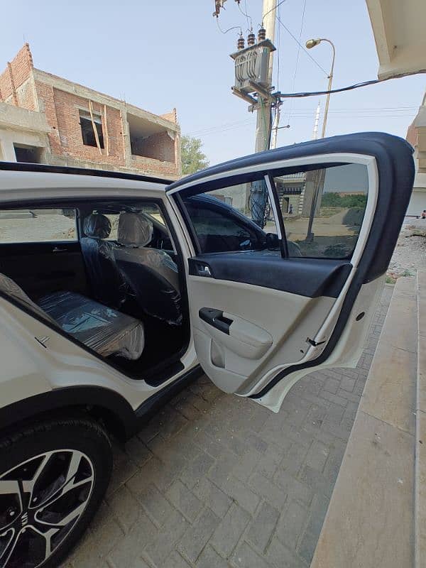 KIA Sportage 2024 AWD Total geniun in my own name 9