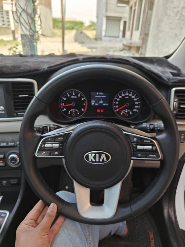KIA Sportage 2024 AWD Total geniun in my own name 16