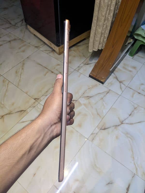 Samsung galaxy Tab A 2019 10.5 inch display 2