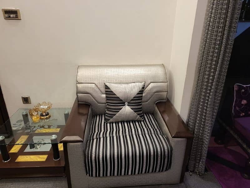 Sofa Set For Sale Immaculate Condition 1