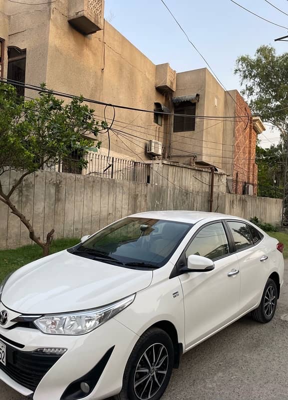 Toyota Yaris Ativ X 1.5 2021/22 10