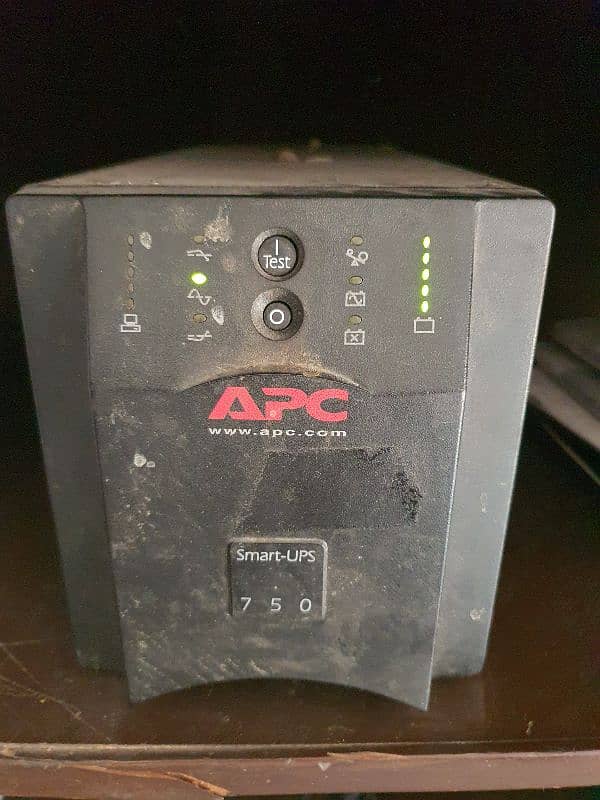 2 used UPS local and APc 3 years used 0