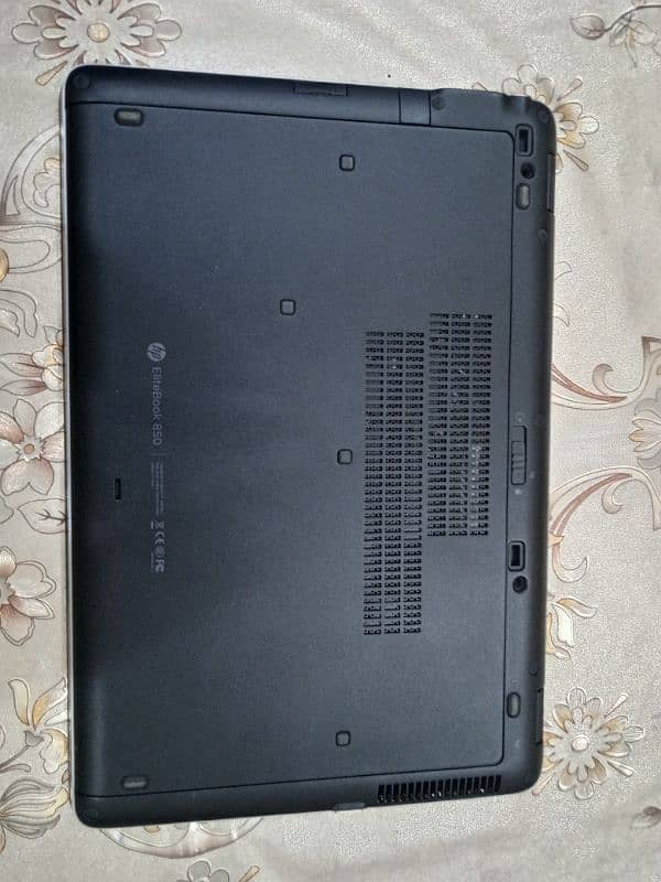 hp elitebook 850g2 for sale condition 10/10 1