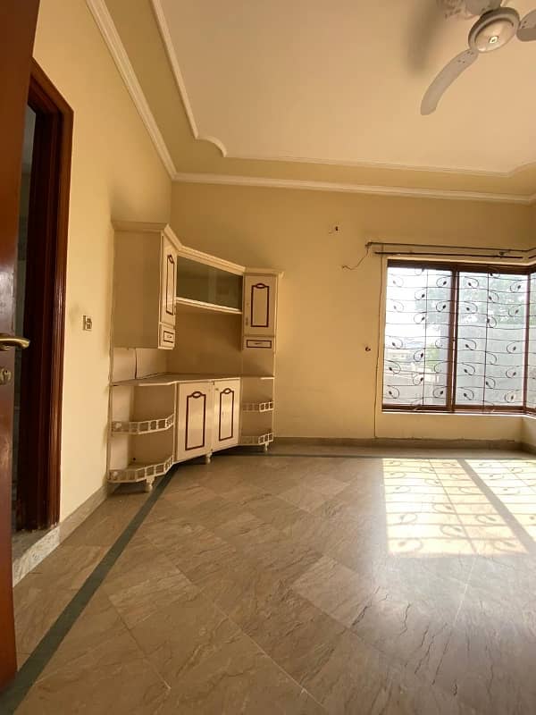 10 Marla Neat Clean Cheap Price 4 Beds House For Sale In Phase 2, Block S, DHA. 7