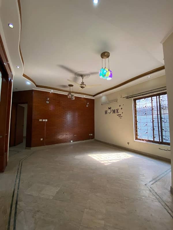 10 Marla Neat Clean Cheap Price 4 Beds House For Sale In Phase 2, Block S, DHA. 22