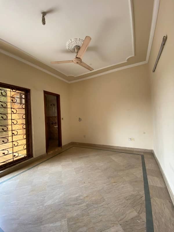 10 Marla Neat Clean Cheap Price 4 Beds House For Sale In Phase 2, Block S, DHA. 23