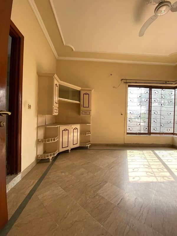 10 Marla Neat Clean Cheap Price 4 Beds House For Sale In Phase 2, Block S, DHA. 27