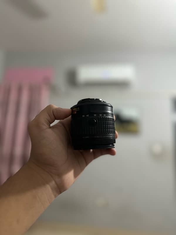 Nikon D3400 with 2 lens 18-55 and 55-200 8