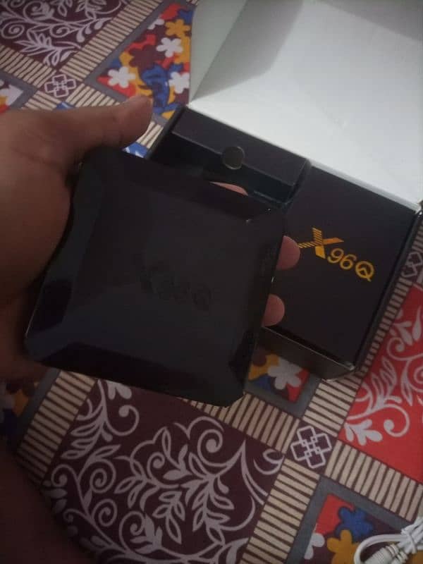 Android TV BOX X96Q 0